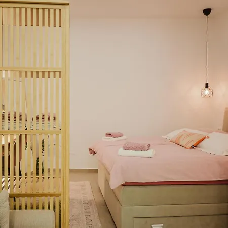 Stylish Town Centre Mariroza *