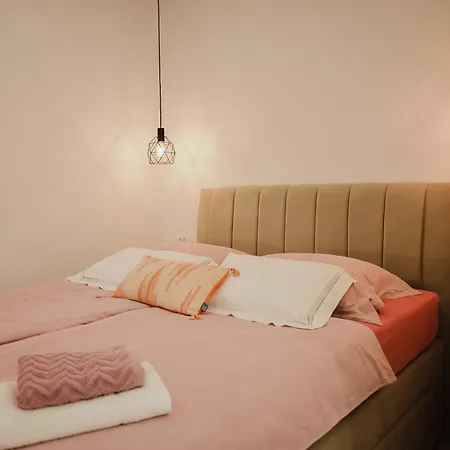 Apartment Stylish Town Centre Mariroza